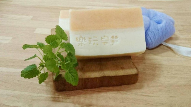 洋柑菊澳胡榛果皂